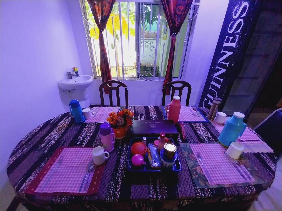 L&J Modern Backpackers Kigamboni Beach House Bed & Breakfast Dar es Salaam Exterior photo